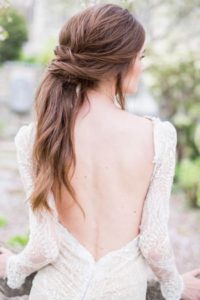 Bridal ponytails for long wedding hair 3