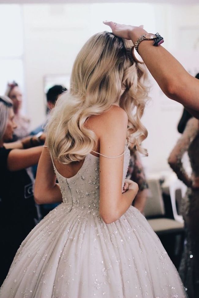 Hollywood waves wedding clearance hair