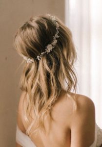 Soft loose curls for long wedding hair - GABRIEL halo