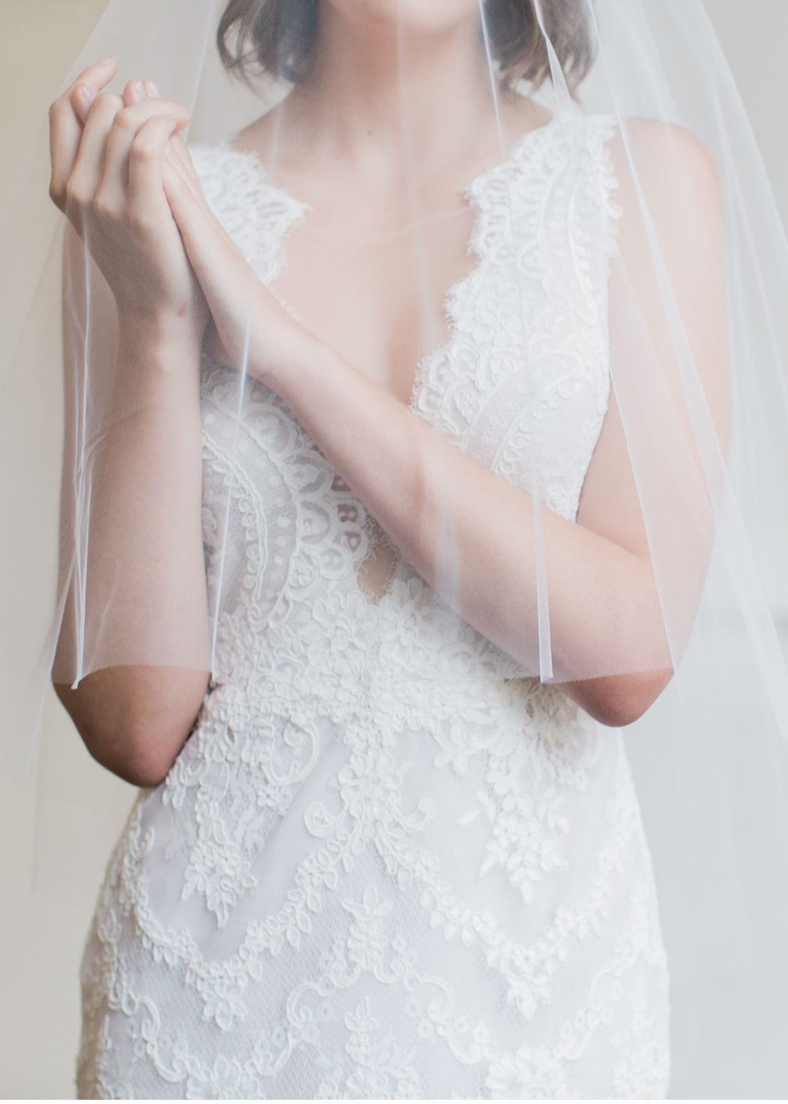How to accessorise a lace wedding dress 30