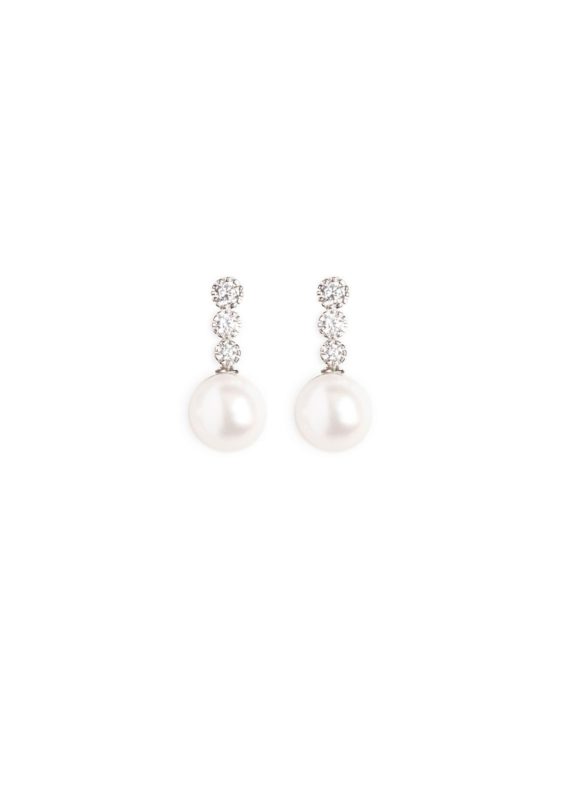 FLYNN Pearl Drop Wedding Earrings 1