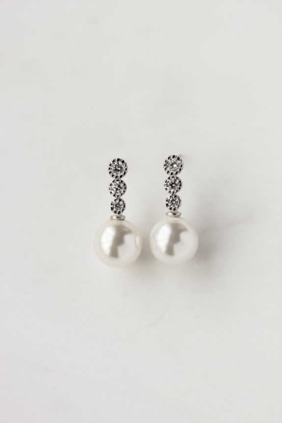 FLYNN pearl bridal earrings 2