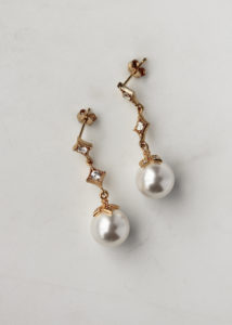 VALENTINE pearl bridal earrings 4