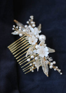 ALESSIA bridal hair comb in gold 2