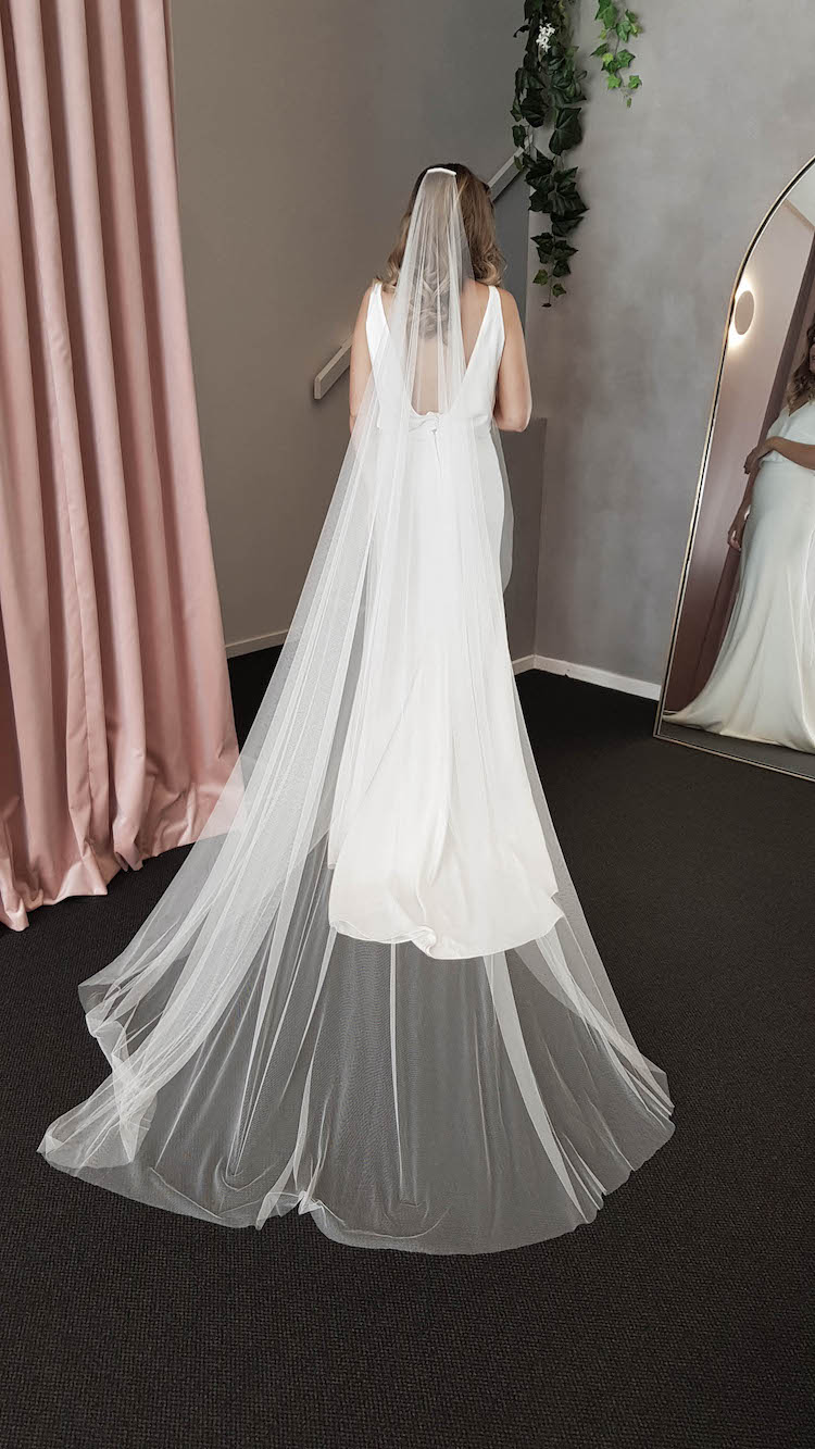 dahlia | chapel length bridal veil