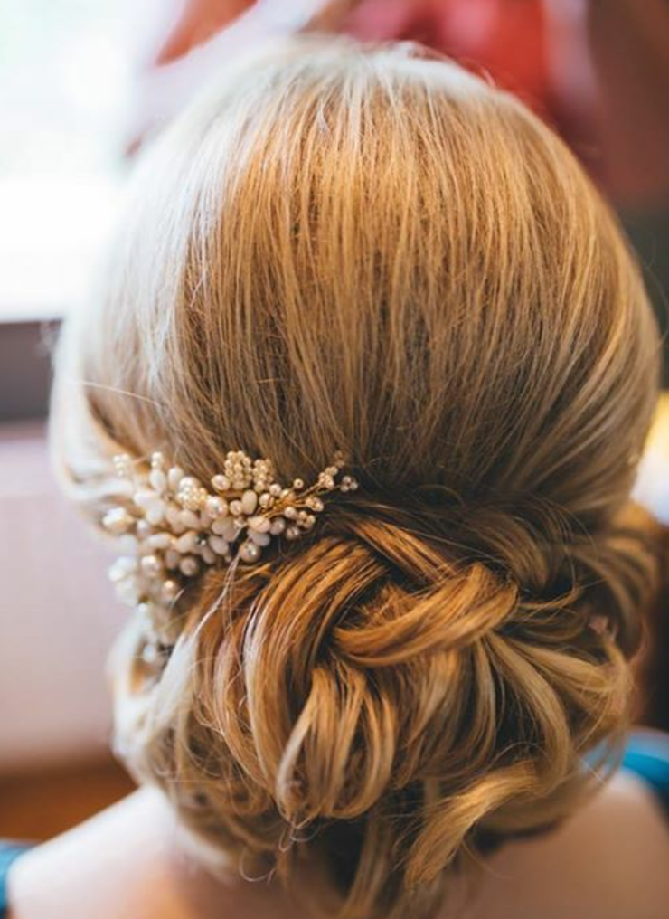 Portia-bridal-comb-with-pearls