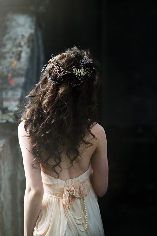Naturally curly bohemian hairstyle - TANIA MARAS | bridal headpieces +  wedding veils