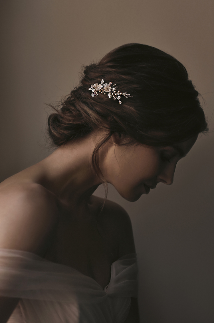 Swept Away | 7 delicate wedding hair combs for side swept hair