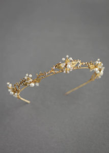 Delicate wedding crowns for the understated bride 3