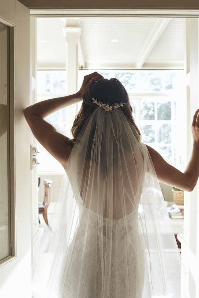 Half up wedding hairstyles with veil