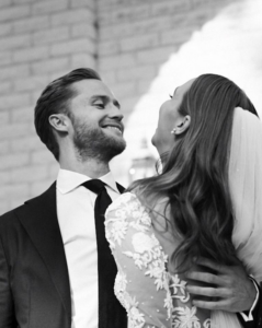 Long wavy hair with wedding veil