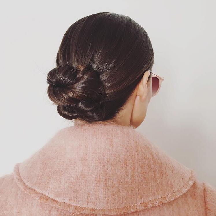 Low set wedding updo for veil 3