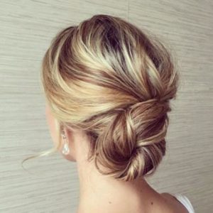 2018 wedding hair trends - relaxed updos