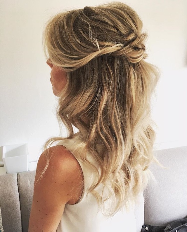 Half updo hairstyle - 2018 wedding hair trends