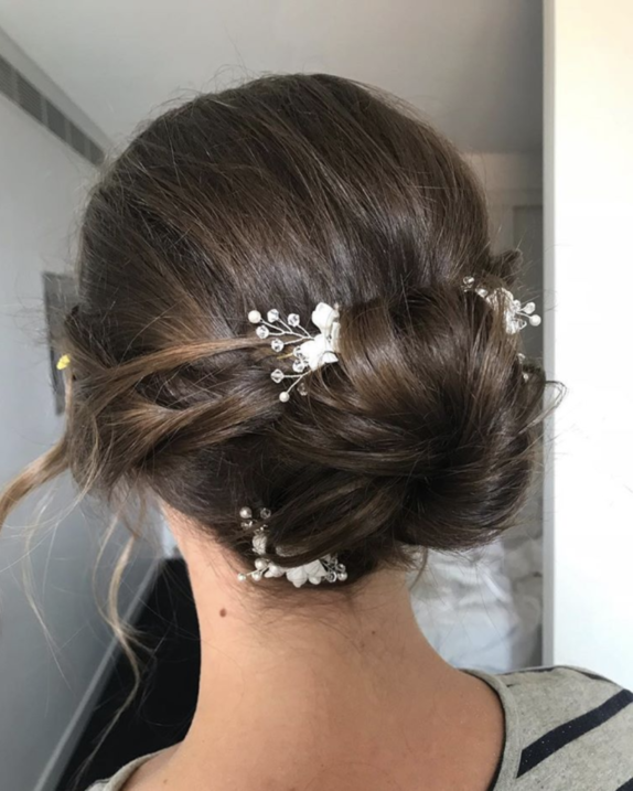 Bride Lisa wears the Briar-Rose hair pins