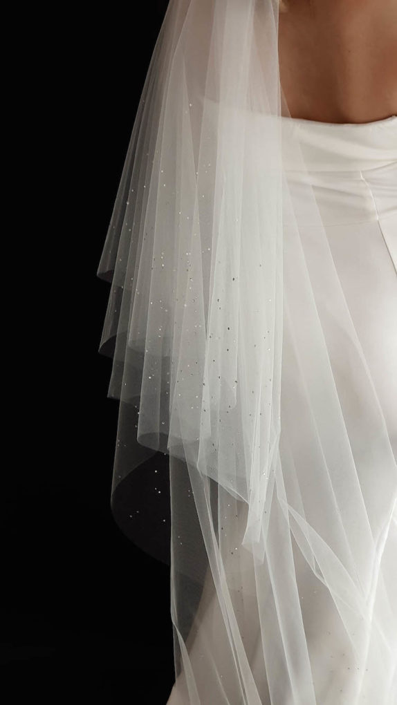 ETOILE wedding veil with crystals 2