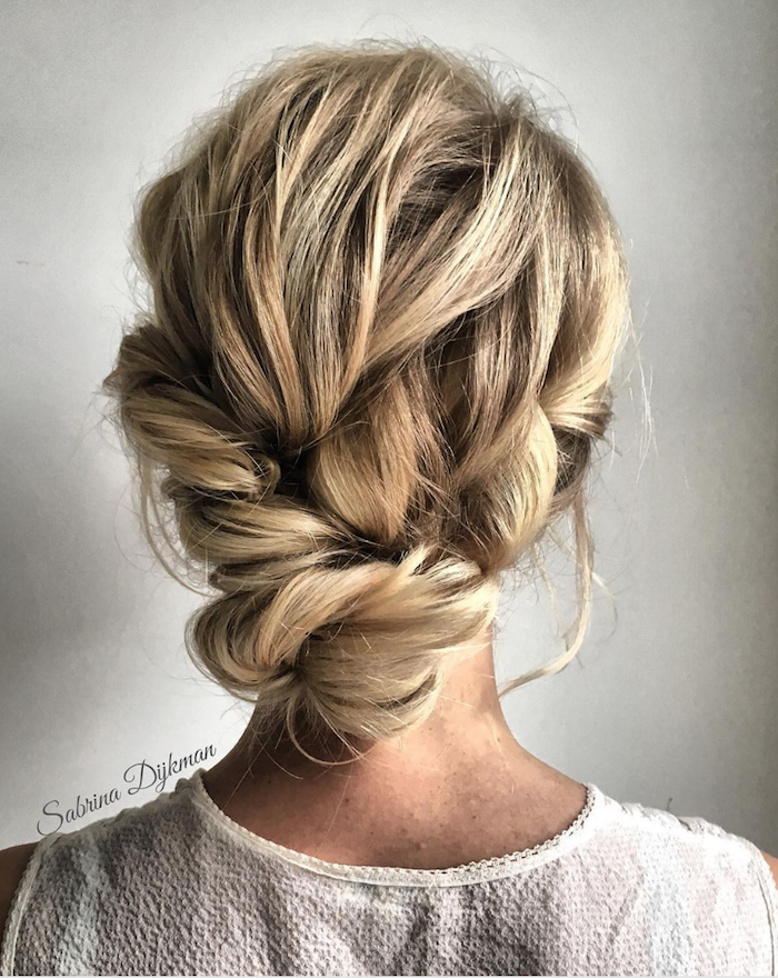 Gorgeous messy wedding updos 11