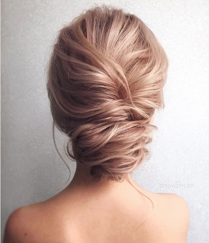 Gorgeous messy wedding updos 22