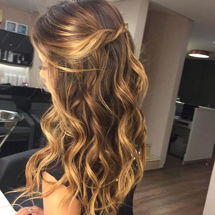 37 Beautiful Half Up Half Down Hairstyles For The Modern