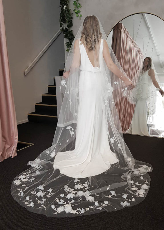 ATHENA long wedding veil with flowers 12