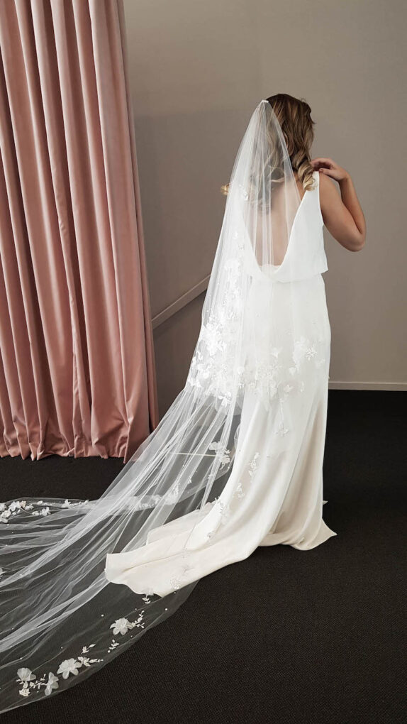 ATHENA long wedding veil with flowers 14