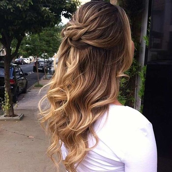 Beautiful bridesmaids hairstyles_half up half down 9