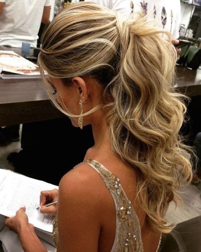 46 Bridesmaids hairstyles they will love TANIA MARAS