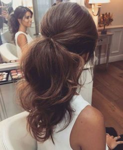 Bridesmaids hairstyles_wavy ponytails 3