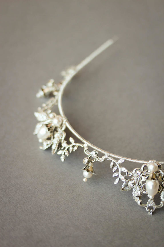 Regal romance_silver wedding tiara with pearls 8