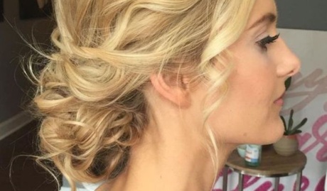 Loose Updos Simple And Stunning Wedding Hairstyles You'll Love 3