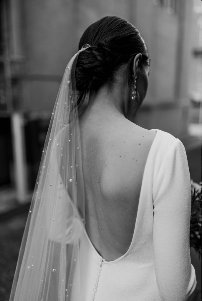Bride Caitlin wears DEWBERRY veil with pearls 1