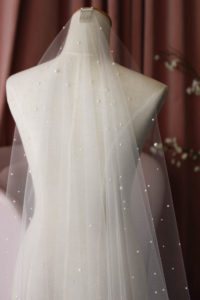 DEWBERRY veil with pearls 6