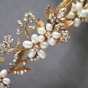ENCHANTED floral headpiece in gold 10