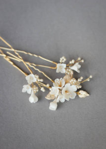PETITE PINS in ivory and pale gold 3