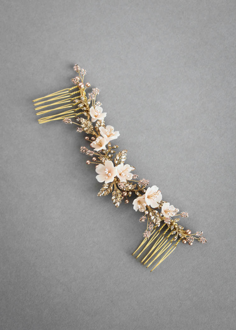 Bespoke for Britt_Verse x Wild Flowers bridal hair comb 9