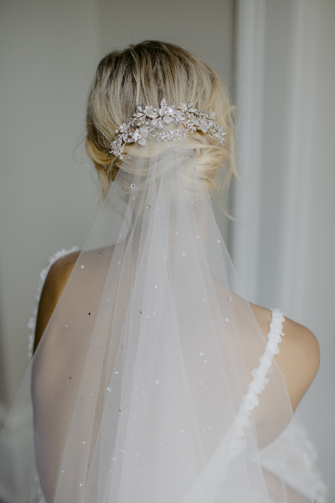 Wedding veils with crystals for the enchanted bride TANIA MARAS