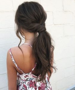 Wedding hair trends for 2019_romantic pony tails 3