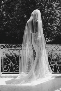 GEORGETTE cathedral veil