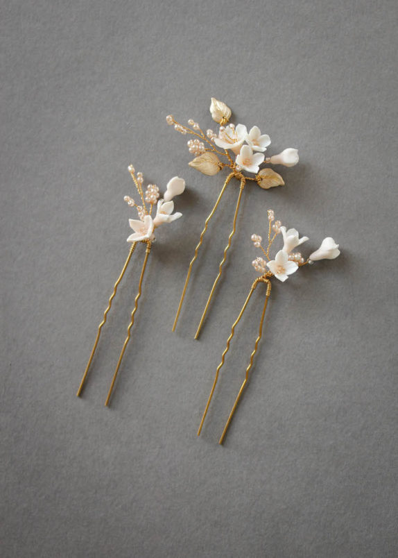 Petite Pins_Blush and pale gold floral hair pins 3