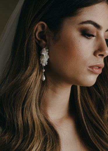 AMARIS pearl bridal earrings 1