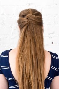 The essential guide to 2020 wedding hair_straight wedding hair 12