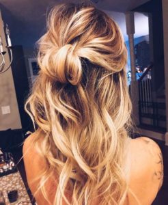 The essential guide to 2020 wedding hair_textured half up hairstyle with volume
