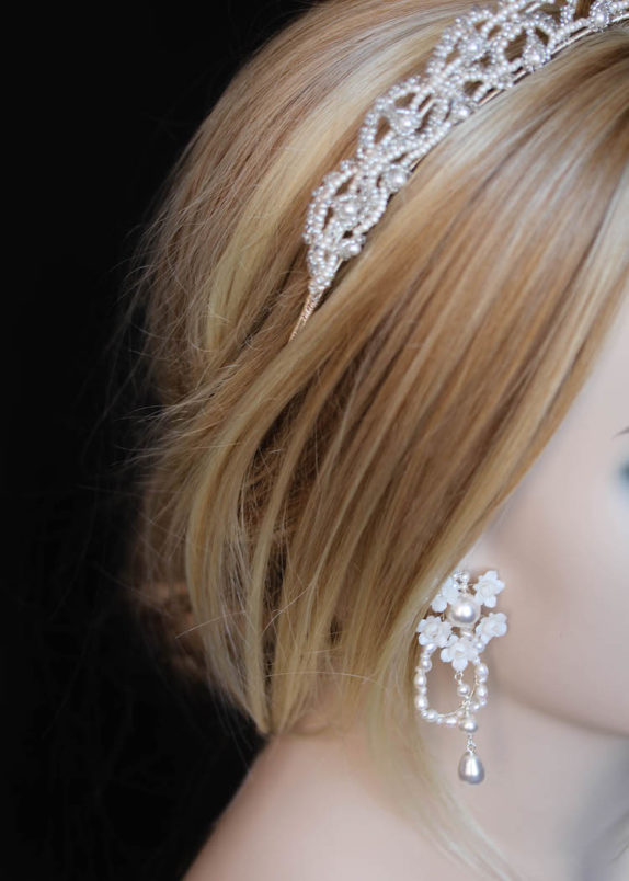 CHANTILLY crown + SEVILLA earrings 2