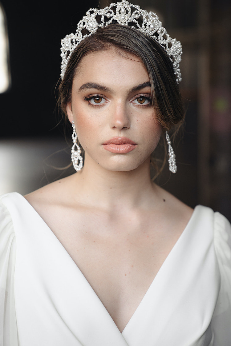 CASPIAN pearl bridal crown 1