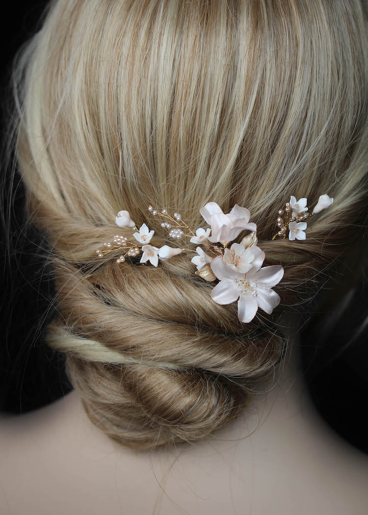 FREESIA Blush floral hair pins