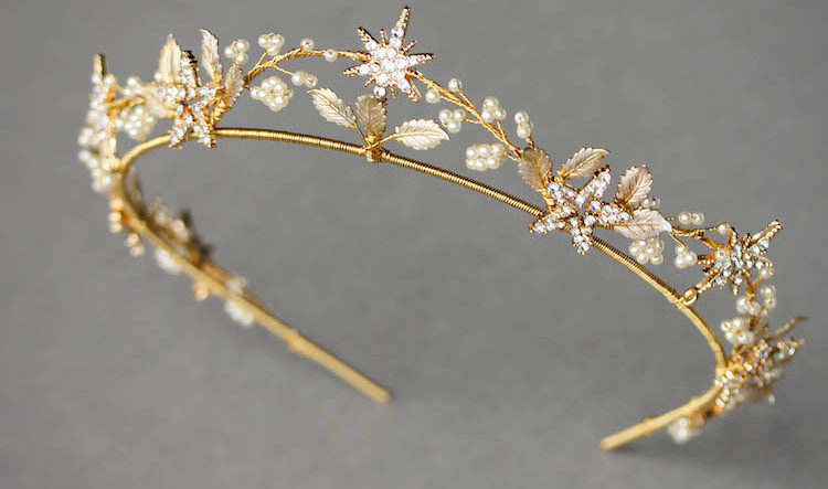 11 Celestial-inspired wedding accessories to fall in love with