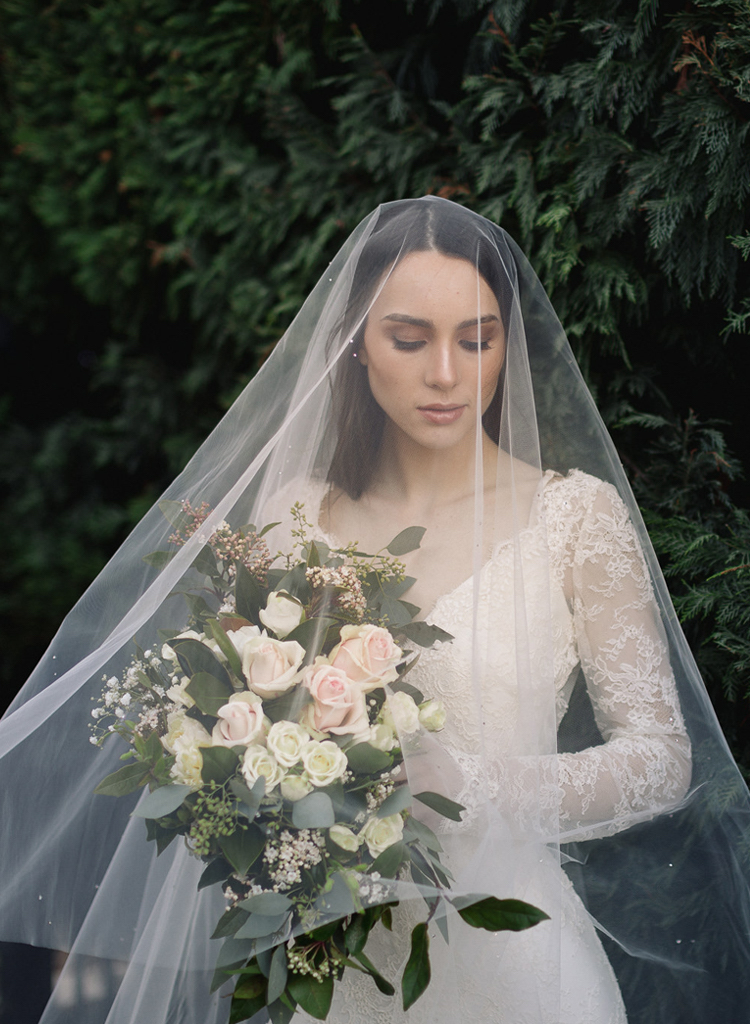Wedding veils with blusher for elopements 3