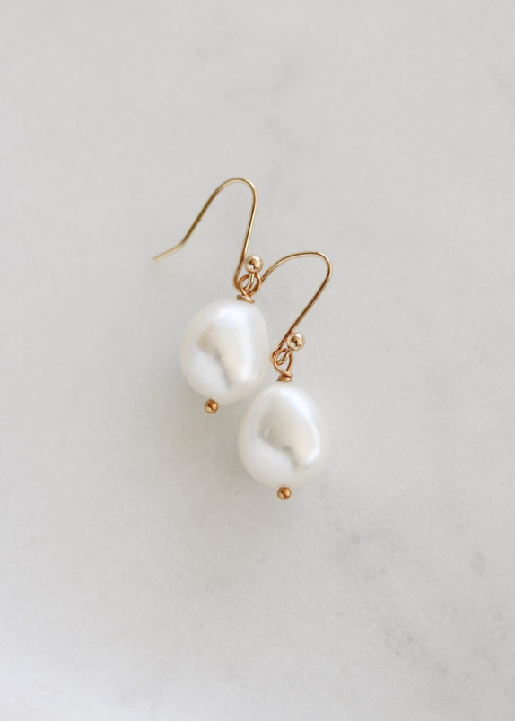 LARA pearl drop earrings 1