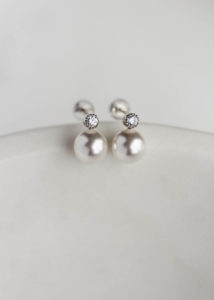 MILLA pearl stud earrings 1