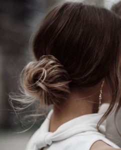 Our favourite updo hairstyles for the new season_relaxed updos 7